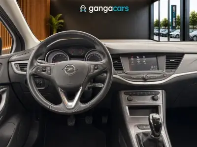 Opel Astra 2022 · foto 9