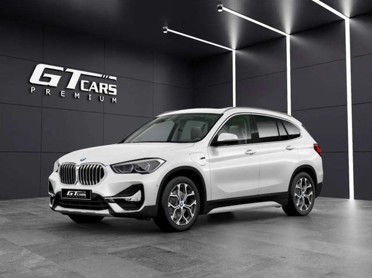 BMW X1 2022 en 2 islas · CEC