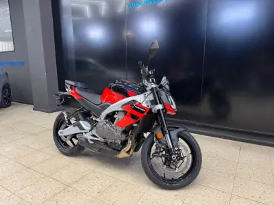 Aprilia Tuono 2025 · foto 3