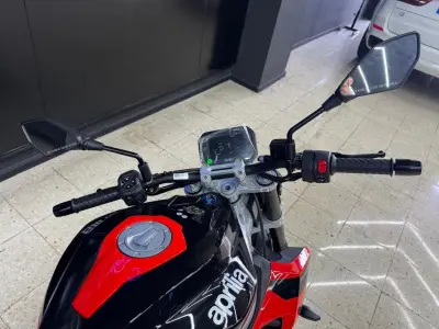Aprilia Tuono 2025 · foto 4