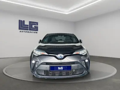 Toyota C-HR 2023 · foto 2