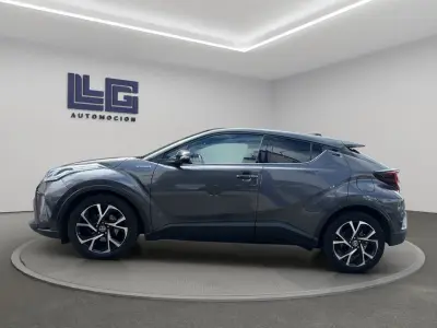 Toyota C-HR 2023 · foto 7