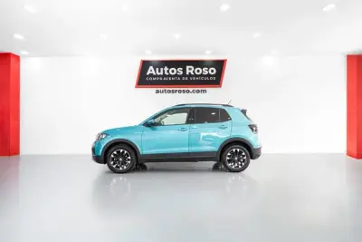 Volkswagen T-Cross 2020 · foto 2