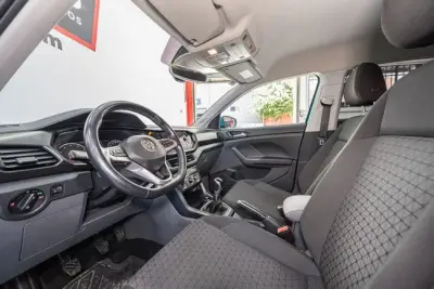 Volkswagen T-Cross 2020 · foto 4