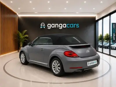 Volkswagen Beetle 2019 · foto 8