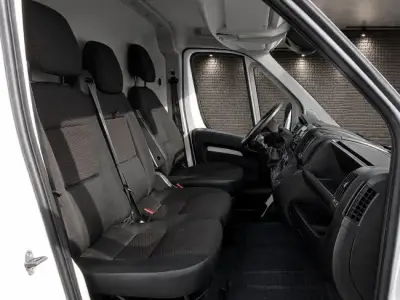 Peugeot Boxer 2022 · foto 11