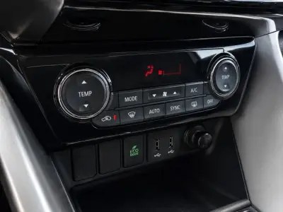 Mitsubishi Eclipse Cross 2021 · foto 18