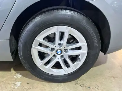 BMW Serie 2 Active Tourer 2023 · foto 10