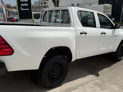 Toyota Hilux 2019 · foto 4
