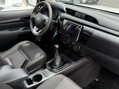Toyota Hilux 2019 · foto 13