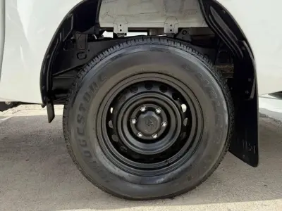 Toyota Hilux 2019 · foto 7