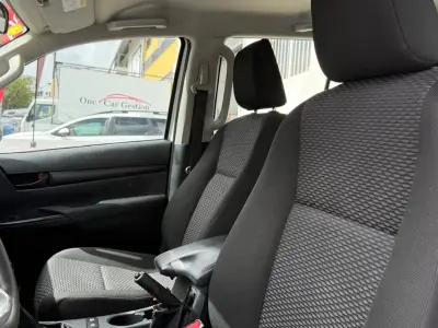 Toyota Hilux 2019 · foto 9