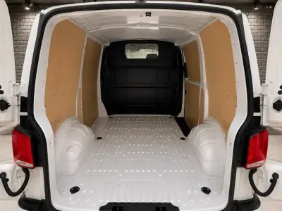 Volkswagen Transporter 2022 · foto 10