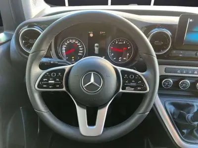 Mercedes-Benz Clase T 2023 · foto 10