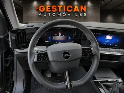 Opel Astra 2023 · foto 9