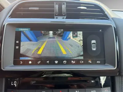 Jaguar F-Pace 2017 · foto 13