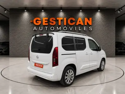 Opel Combo 2023 · foto 25