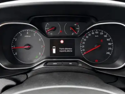 Opel Combo 2023 · foto 31