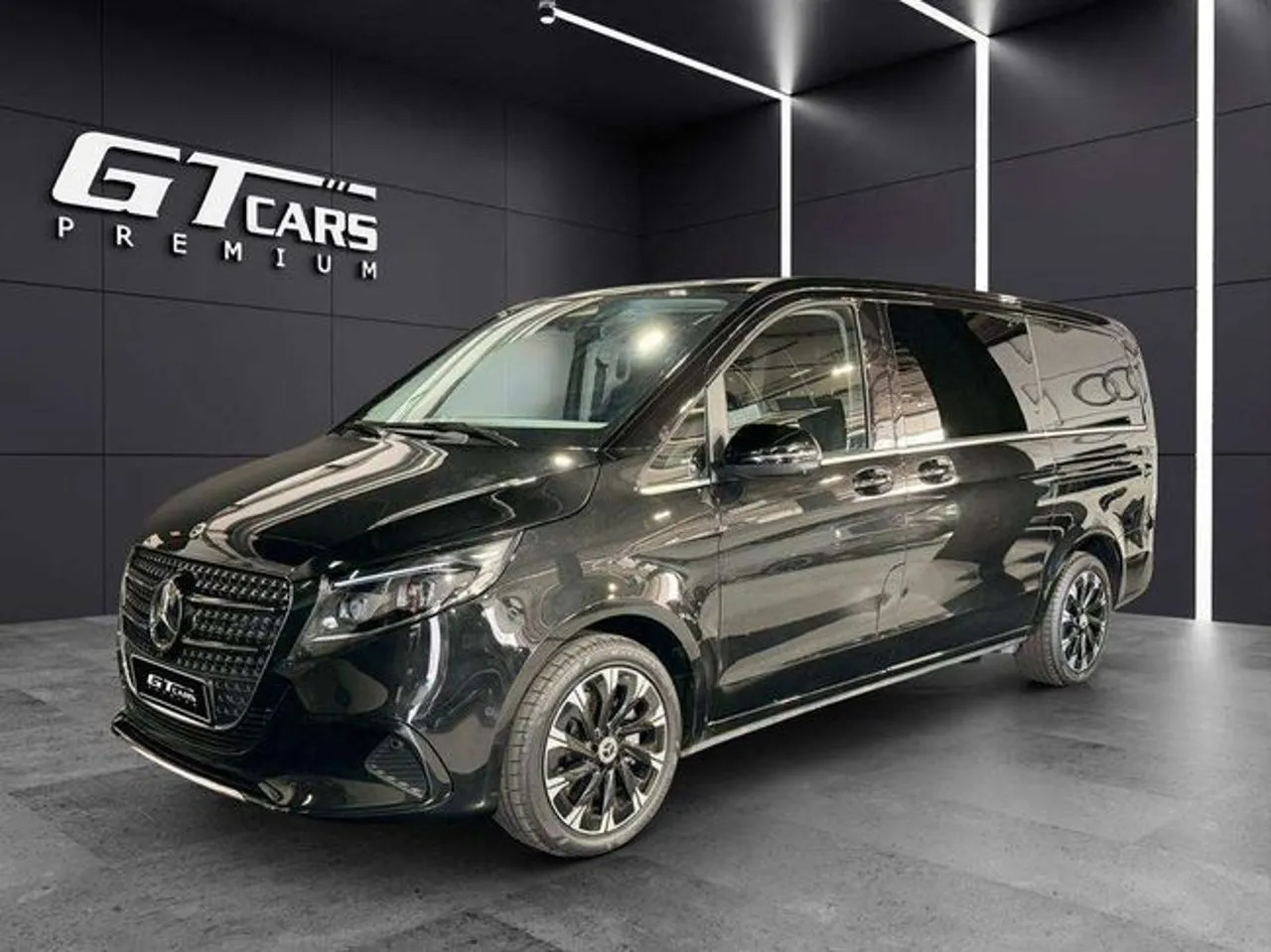 Mercedes-Benz Clase V 2025 en 2 islas · CEC