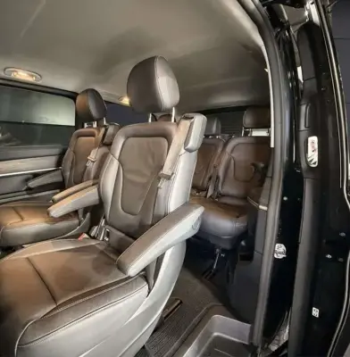 Mercedes-Benz Clase V 2025 · foto 15