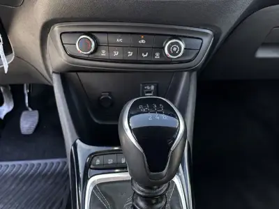 Opel Crossland X 2022 · foto 13