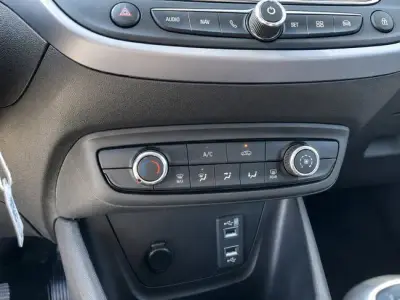 Opel Crossland X 2022 · foto 14