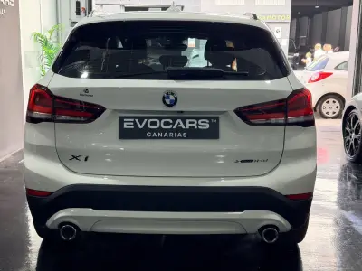 BMW X1 2021 · foto 4