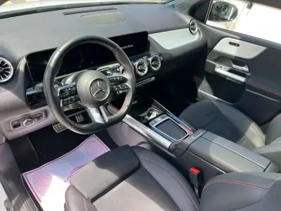 Mercedes-Benz Clase B 2024 · foto 9