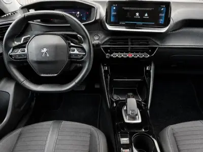Peugeot 2008 2022 · foto 9