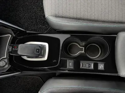 Peugeot 2008 2022 · foto 15