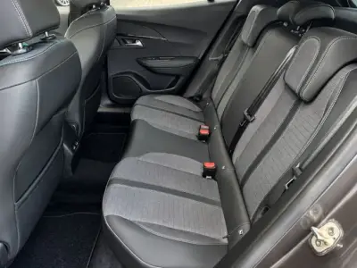 Peugeot 2008 2022 · foto 16