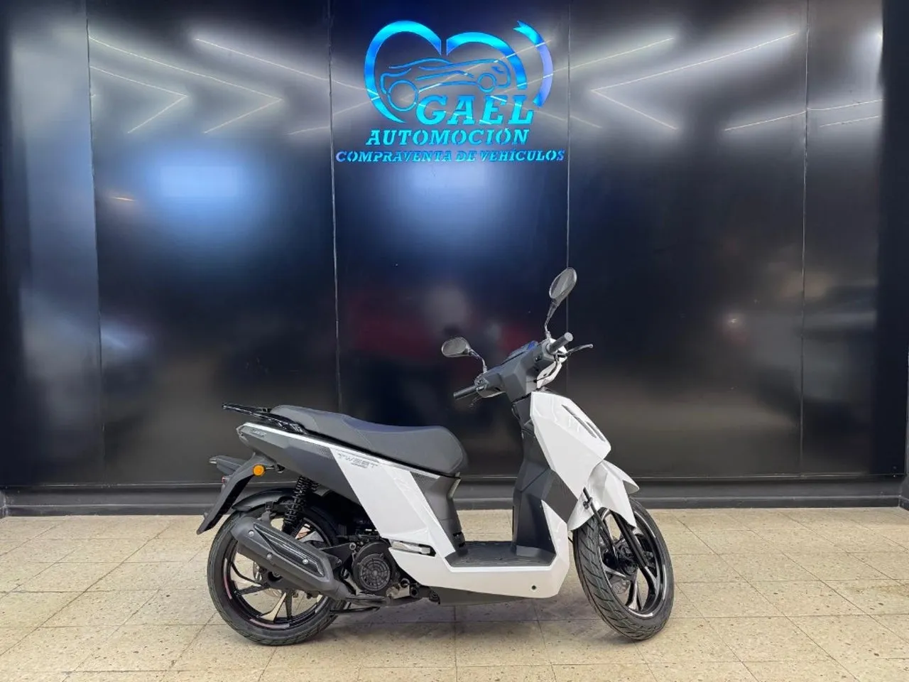 Peugeot Tweet en Gran Canaria · CEC