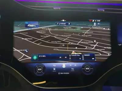 Mercedes-Benz EQE SUV 2025 · foto 13
