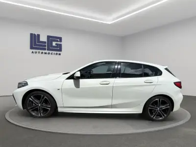 BMW Serie 1 2021 · foto 10