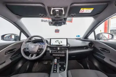 Toyota C-HR 2025 · foto 5