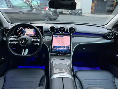 Mercedes-Benz 220 2024 · foto 10
