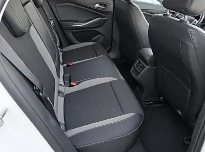 Opel Grandland X 2020 · foto 13