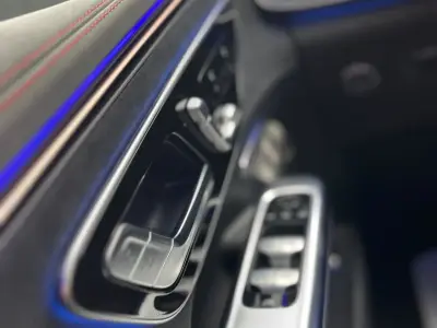 Mercedes-Benz EQE AMG 2024 · foto 14