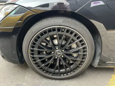 Mercedes-Benz EQE AMG 2024 · foto 3
