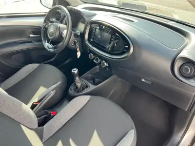Toyota Aygo X 2022 · foto 11