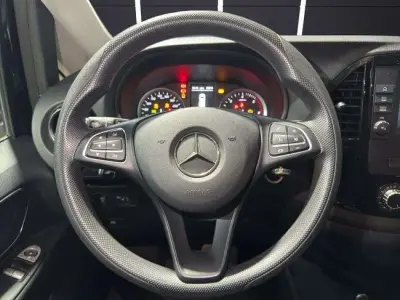 Mercedes-Benz Vito 2023 · foto 10