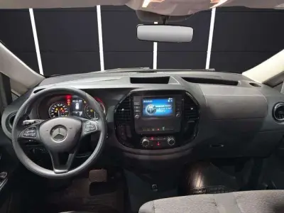 Mercedes-Benz Vito 2023 · foto 9
