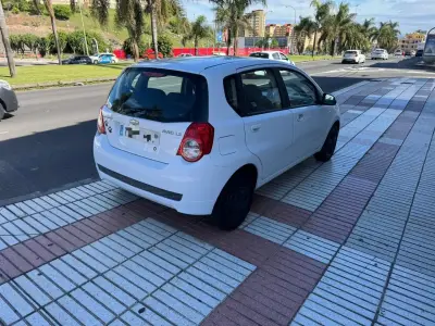 Chevrolet Aveo 2011 · foto 4
