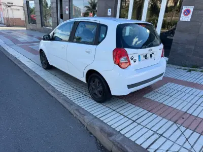 Chevrolet Aveo 2011 · foto 6
