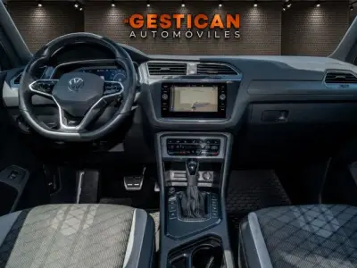 Volkswagen Tiguan 2022 · foto 9