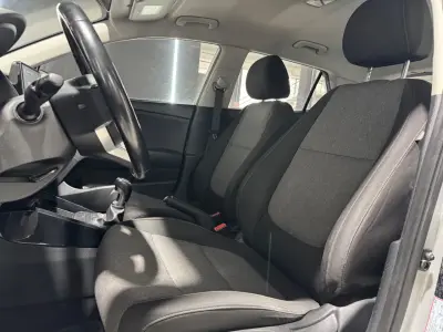KIA Stonic 2022 · foto 5