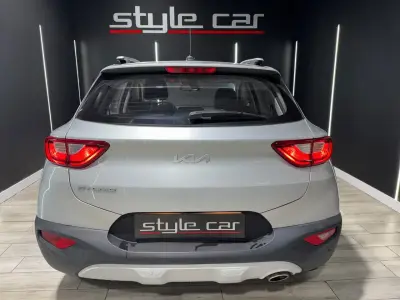 KIA Stonic 2022 · foto 4