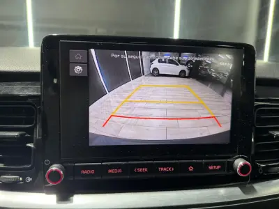 KIA Stonic 2022 · foto 9