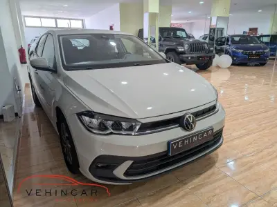 Volkswagen Polo 2024 · foto 3