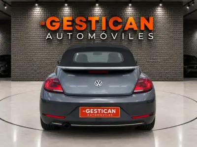 Volkswagen Beetle 2019 · foto 9